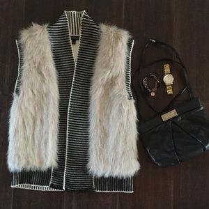 Banana Republic Faux Fur Knit Vest, Small